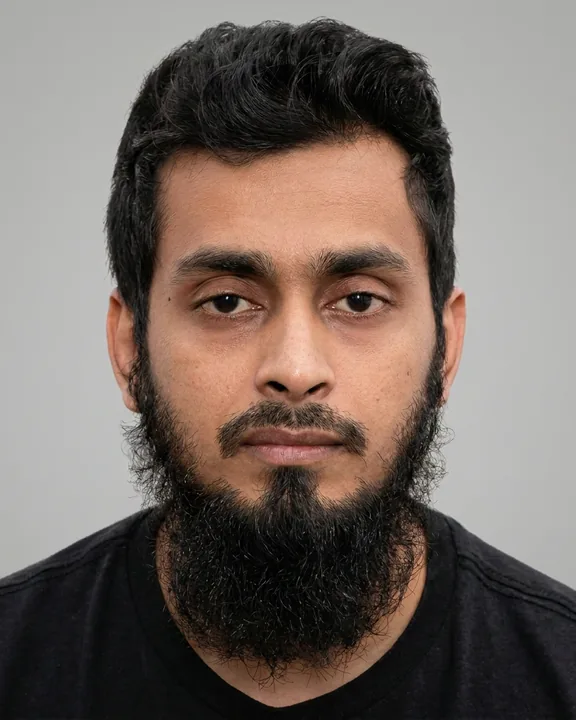 Ashfak, founder of SolidStack Labs.